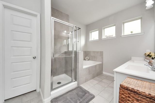 5324 Cj Walker Lane, Houston, TX 77048