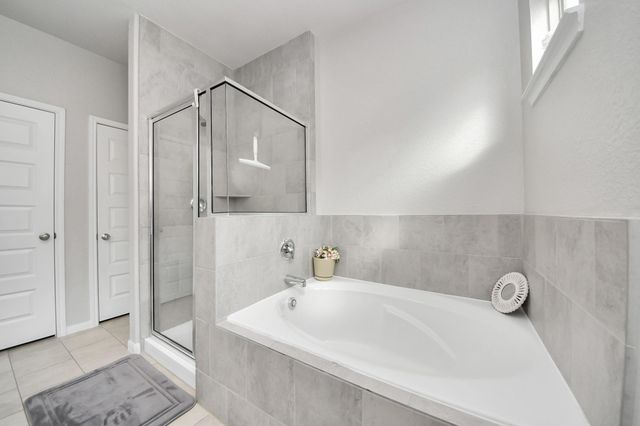 5324 Cj Walker Lane, Houston, TX 77048