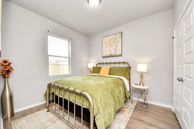 5324 Cj Walker Lane, Houston, TX 77048