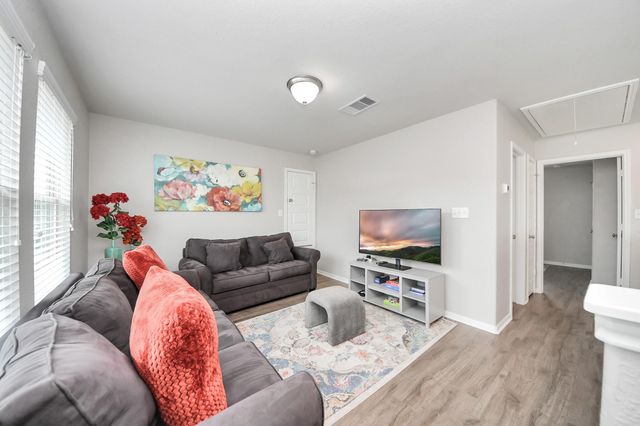 5324 Cj Walker Lane, Houston, TX 77048