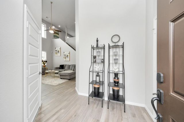 5324 Cj Walker Lane, Houston, TX 77048