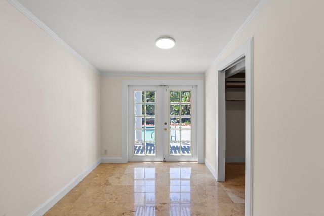 930 SE 10TH Court, Pompano Beach, FL 33060