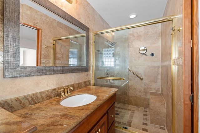 930 SE 10TH Court, Pompano Beach, FL 33060