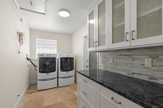 930 SE 10TH Court, Pompano Beach, FL 33060
