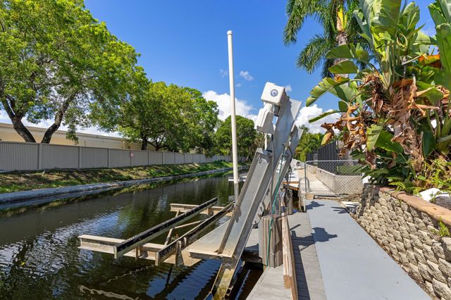 930 SE 10TH Court, Pompano Beach, FL 33060