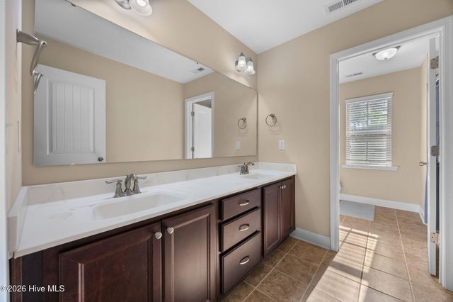 140 Michie Place, Aberdeen, NC 28315