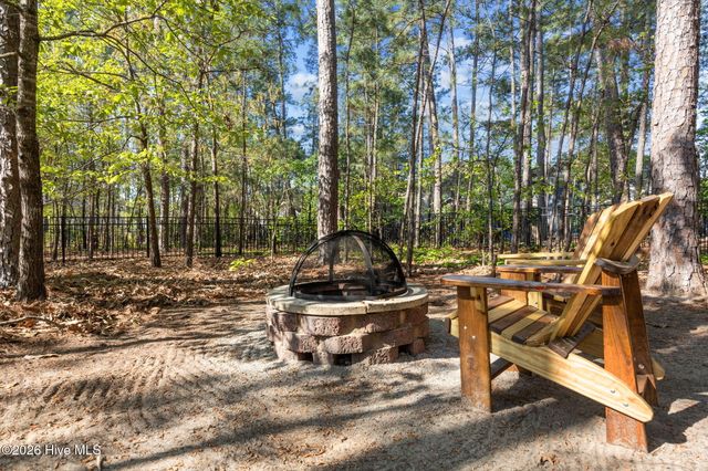 140 Michie Place, Aberdeen, NC 28315