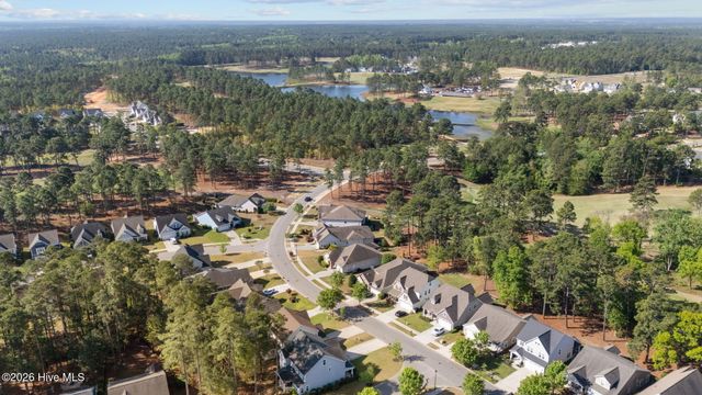 140 Michie Place, Aberdeen, NC 28315