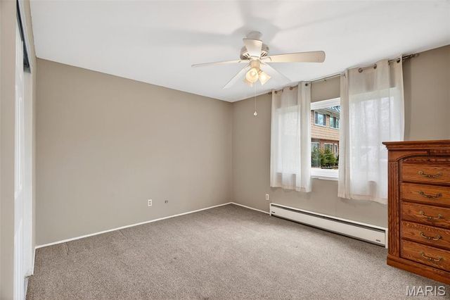 10865 Carroll Wood Way, St Louis, MO 63128