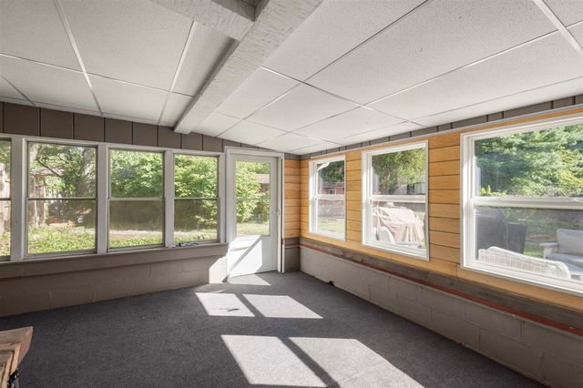 1515 N 11th Street, Niles, MI 49120