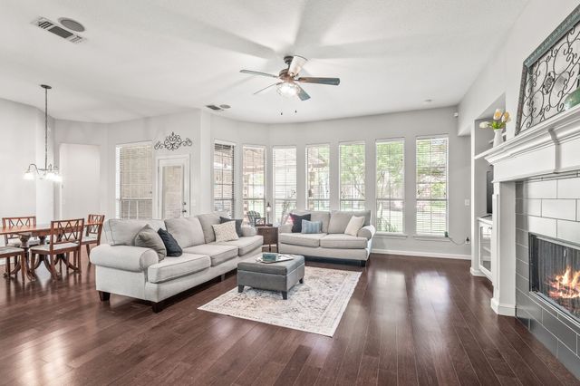 8100 Purple Martin Way, Mckinney, TX 75072