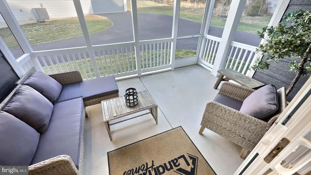 2505 HAWTHORNE DR, Harrisburg, PA 17110