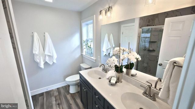 2505 HAWTHORNE DR, Harrisburg, PA 17110