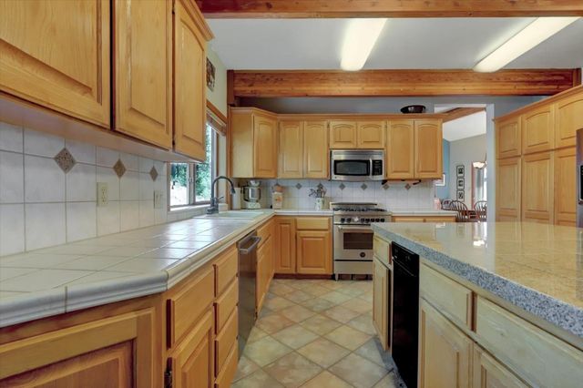 10173 Toller Ridge Ct, Nevada City, CA 95959
