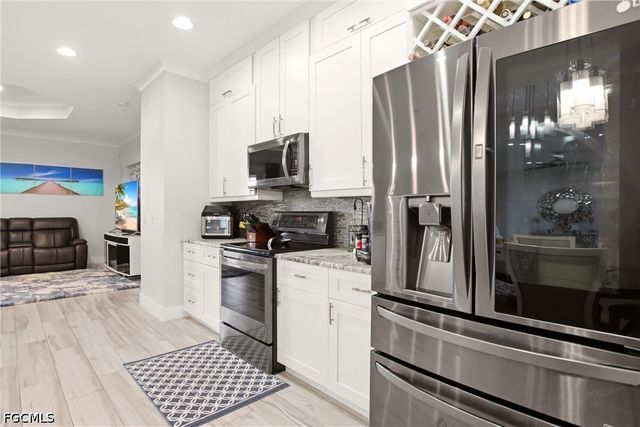 6608 Abbott ST, Fort Myers, FL 33966