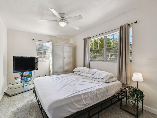 2901 W ELROD AVENUE, Tampa, FL 33611