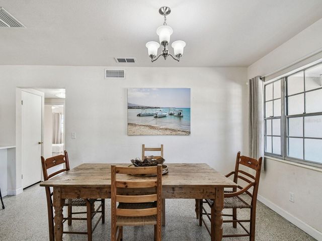 2901 W ELROD AVENUE, Tampa, FL 33611