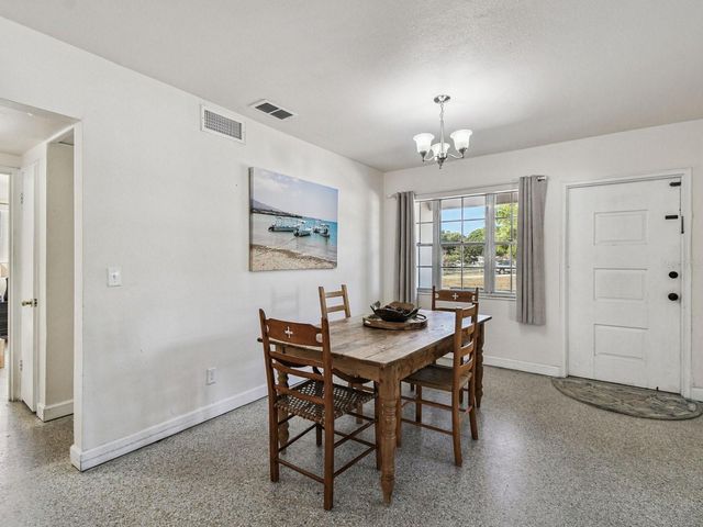 2901 W ELROD AVENUE, Tampa, FL 33611