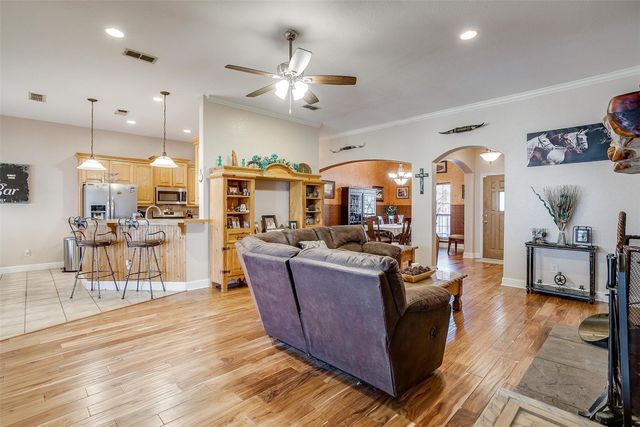 6409 Feather Wind Way, Fort Worth, TX 76135