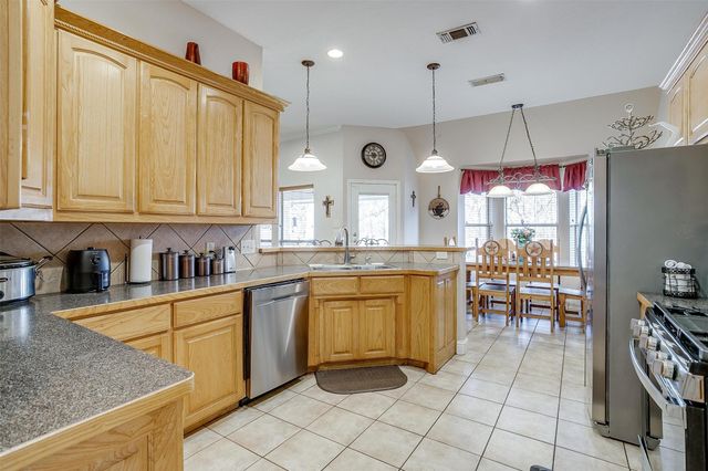 6409 Feather Wind Way, Fort Worth, TX 76135