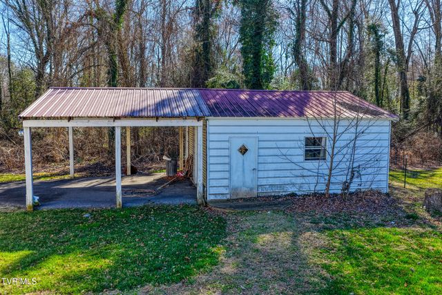 660 Goshen Valley Road, Church Hill, TN 37642