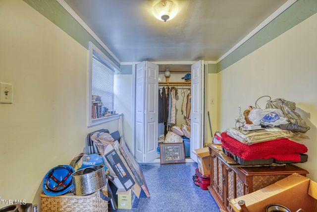 660 Goshen Valley Road, Church Hill, TN 37642