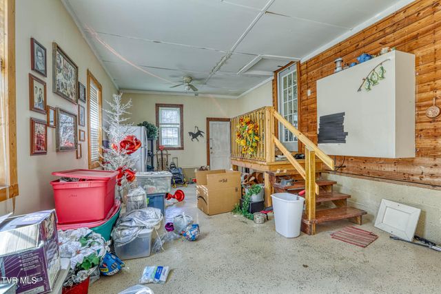 660 Goshen Valley Road, Church Hill, TN 37642