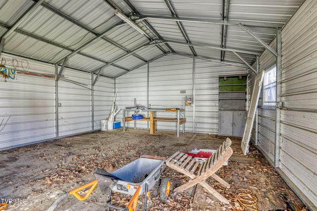 660 Goshen Valley Road, Church Hill, TN 37642