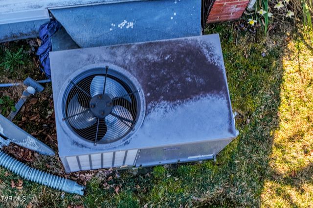 660 Goshen Valley Road, Church Hill, TN 37642