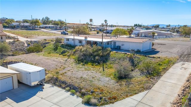 1684 Monte Vista Drive, Bullhead City, AZ 86442