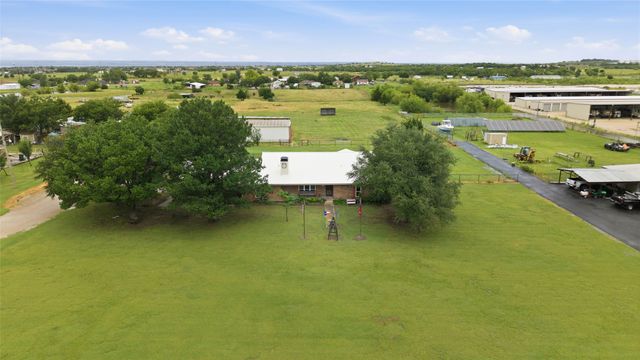 3472 Masch Branch Road, Denton, TX 76207