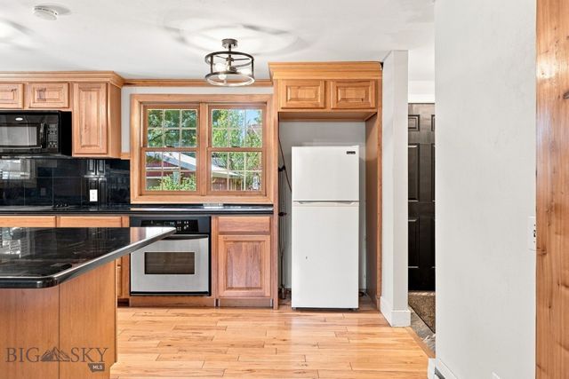 1041 Nelson Road, Bozeman, MT 59718