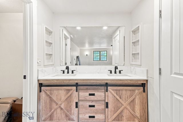 1041 Nelson Road, Bozeman, MT 59718