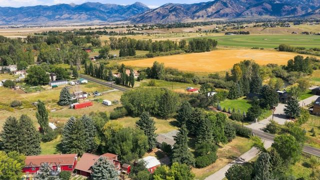 1041 Nelson Road, Bozeman, MT 59718