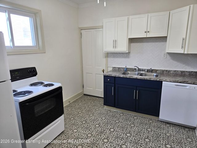 1606 Martin Street, Lansing, MI 48910