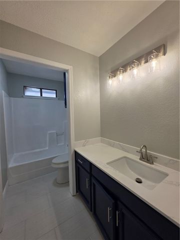 2529 Crestlea Dr, Corpus Christi, TX 78415