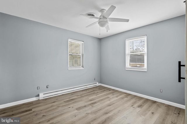 6 14TH ST, Williamstown, NJ 08094