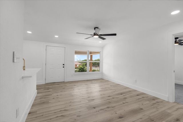 4740 Shackleford Street, Fort Worth, TX 76119