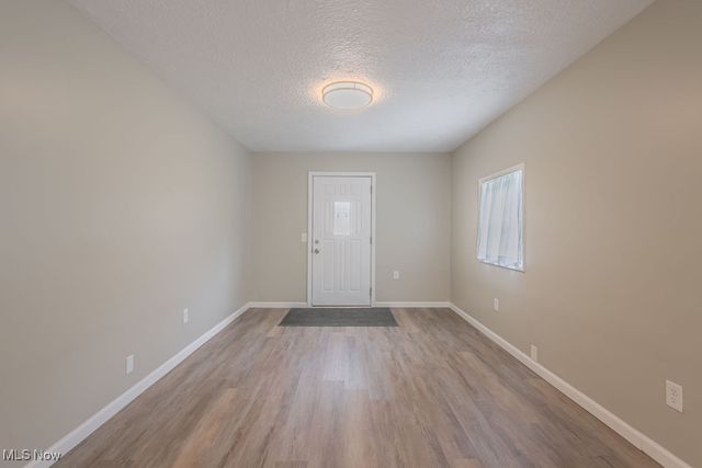 6429 Russia Road, South Amherst, OH 44001