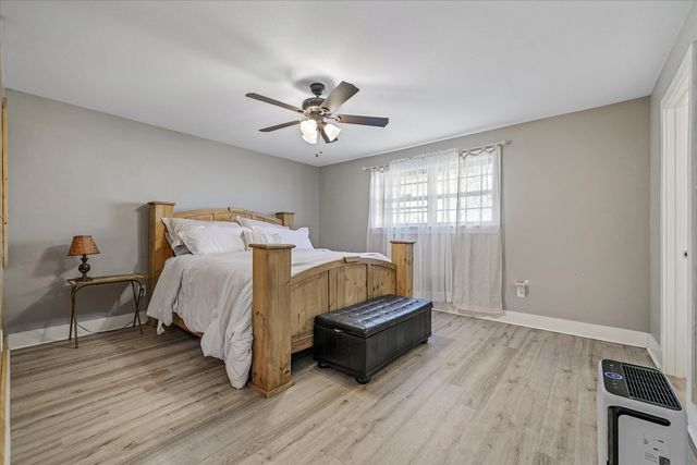 199 Briarwood Court, Van, TX 75790