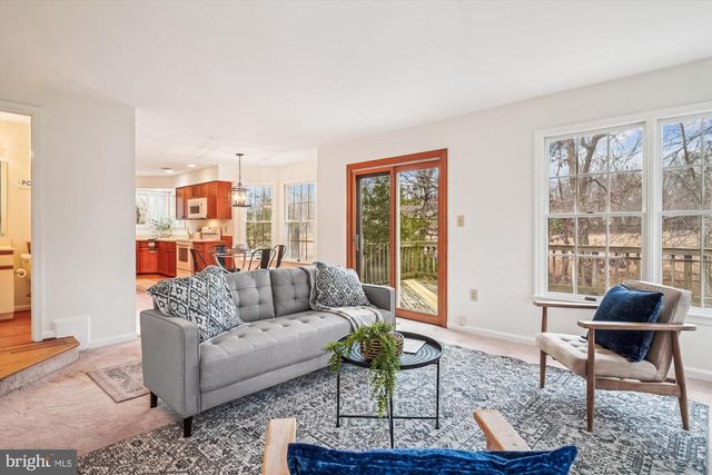 3233 CHRISLAND DR, Annapolis, MD 21403