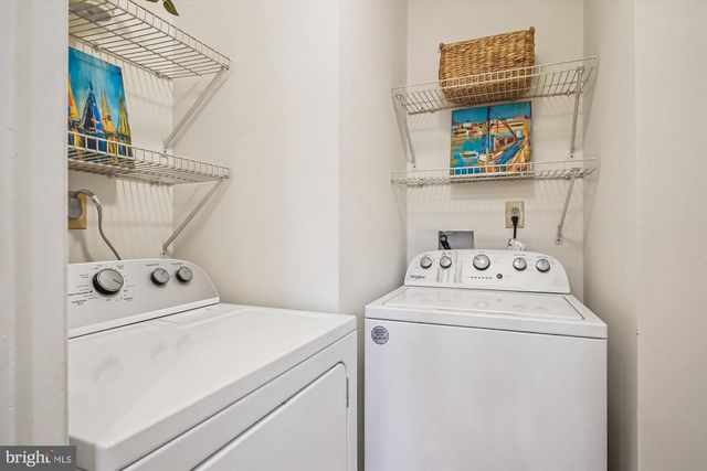 3233 CHRISLAND DR, Annapolis, MD 21403