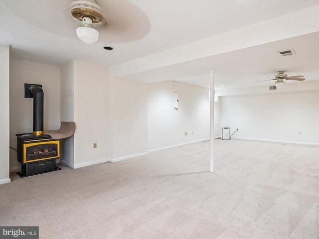 3233 CHRISLAND DR, Annapolis, MD 21403