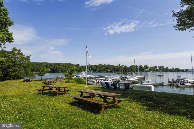 3233 CHRISLAND DR, Annapolis, MD 21403