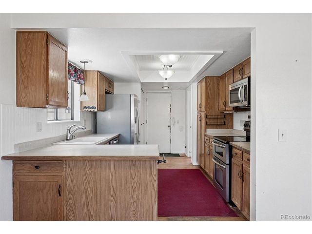 633 Sage Cir, Highlands Ranch, CO 80126