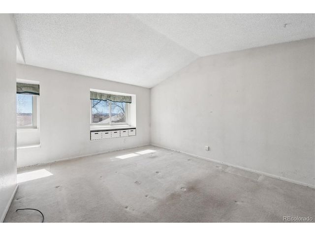 633 Sage Cir, Highlands Ranch, CO 80126