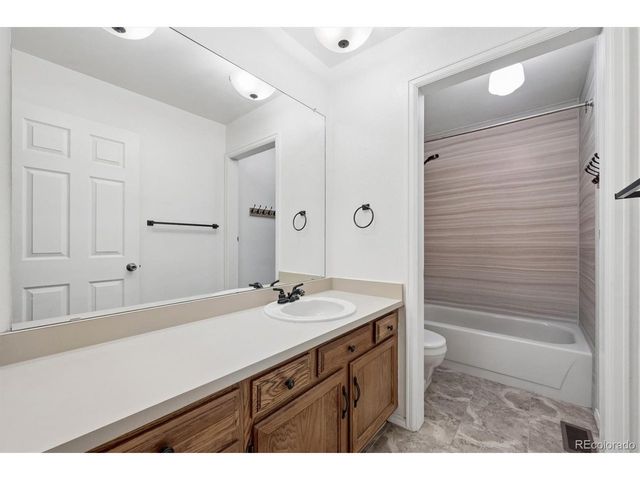 633 Sage Cir, Highlands Ranch, CO 80126