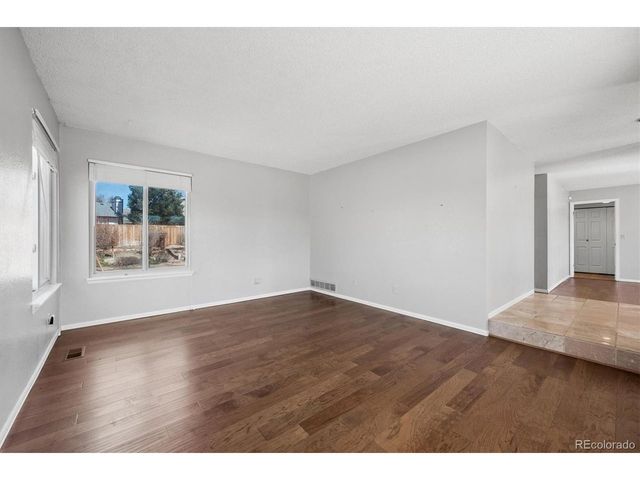 633 Sage Cir, Highlands Ranch, CO 80126