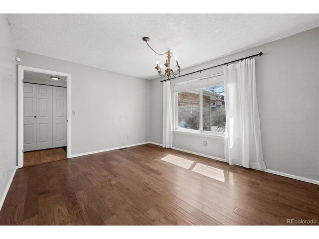 633 Sage Cir, Highlands Ranch, CO 80126