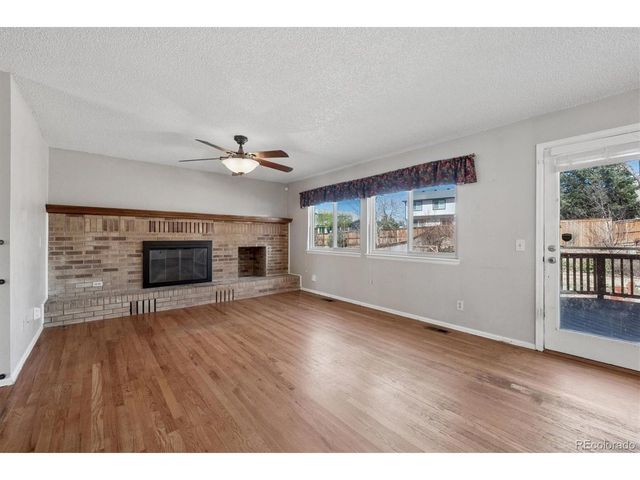 633 Sage Cir, Highlands Ranch, CO 80126